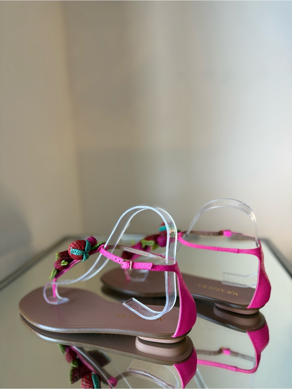 New Aquazzura Strawberry Punch raffia thong sandals 37 $875 - Picture 9 of 14